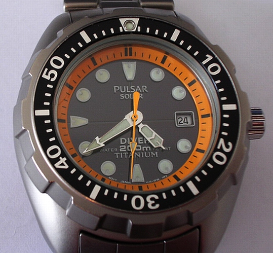 pulsar solar divers watch